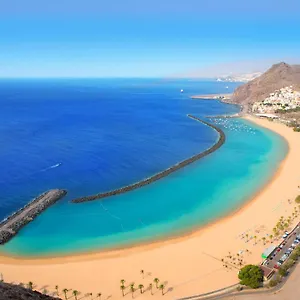 https://211-los-cristianos-first-sea-line-swimming-pool.in-canary-islands.com